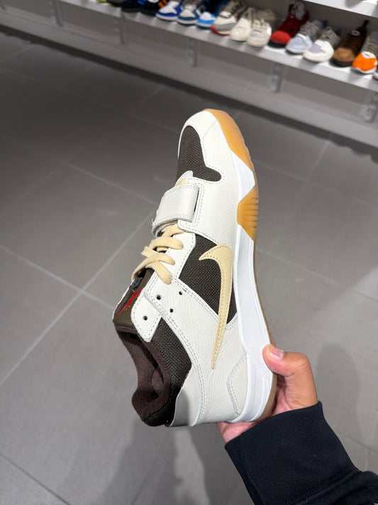 Jumpman Jack Sail (Size 11)