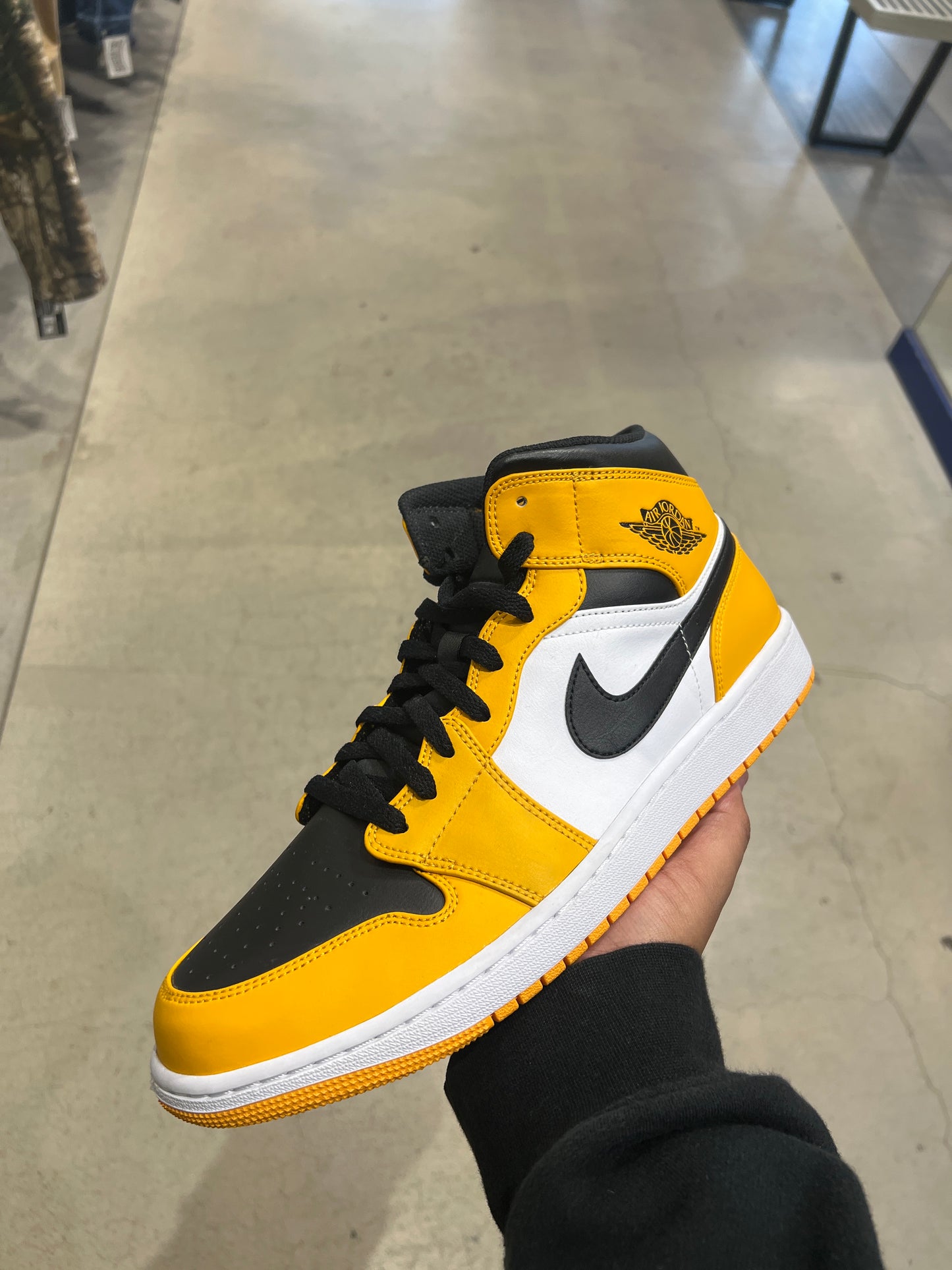 J1 Mid Taxi (NEW REP BOX)