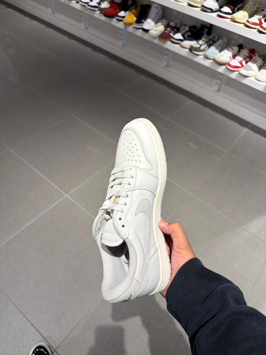 J1 Low 85 Neutral Grey (Size 11)