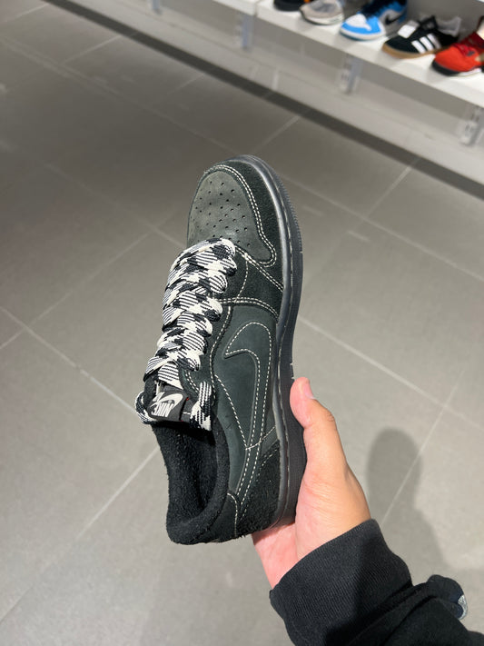 J1 Travis Scott Phantom (Size 5M)