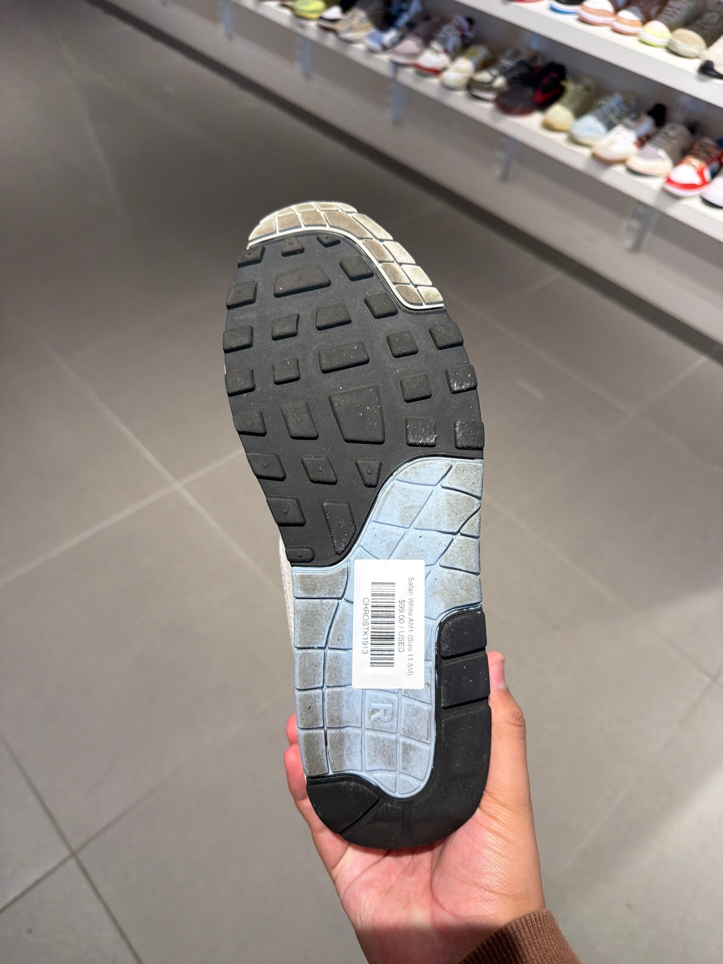 Safari White AM1 (Size 11.5M)