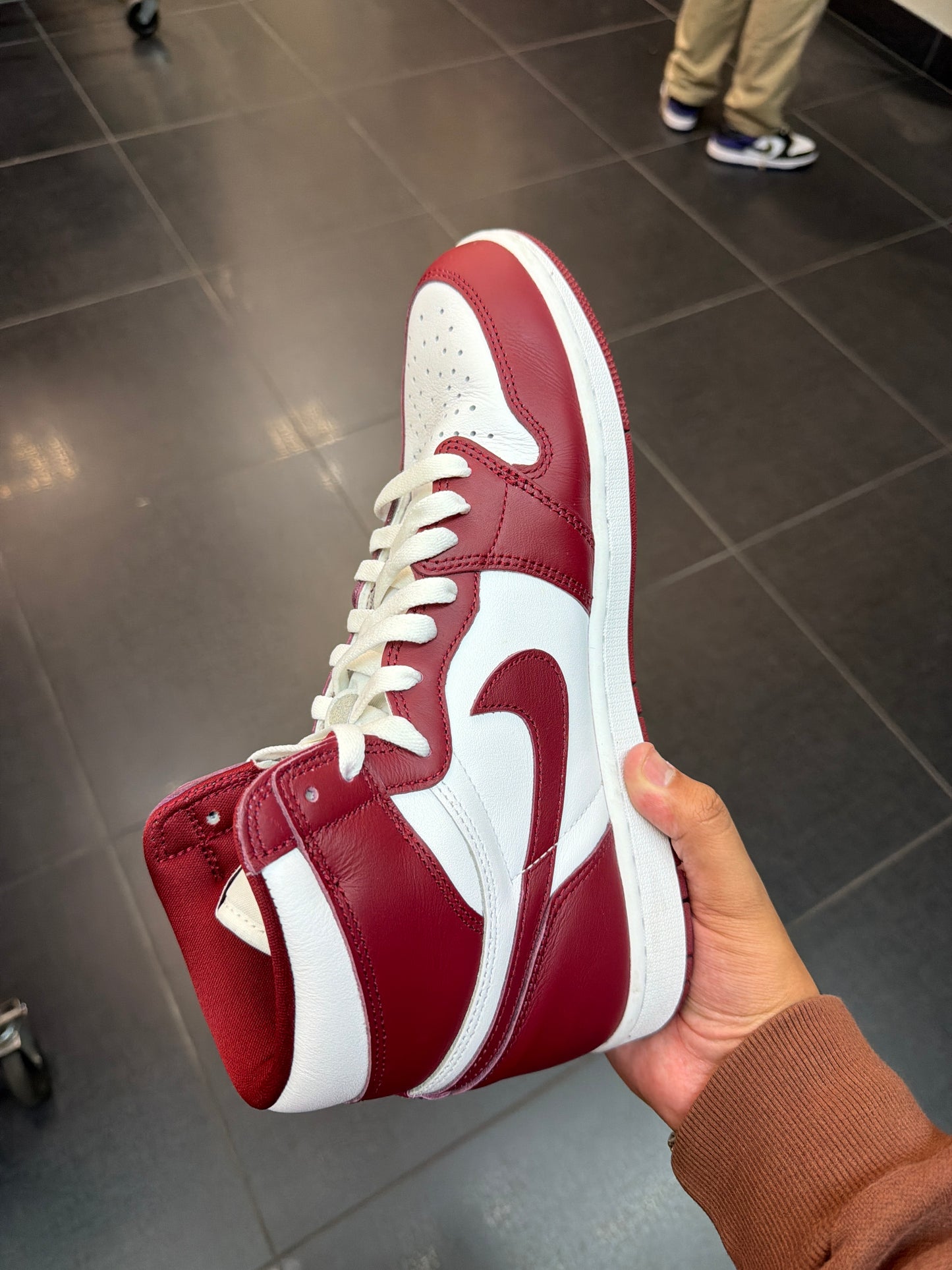 J1 Team Red (Size 11.5)