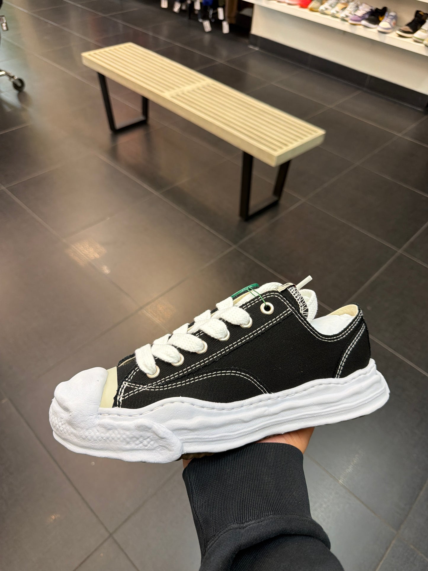 Maison Mihara Hank (Size 8)