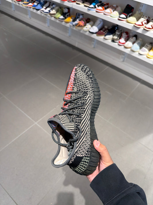 Yzy 350 Yecheil (Size 9.5)