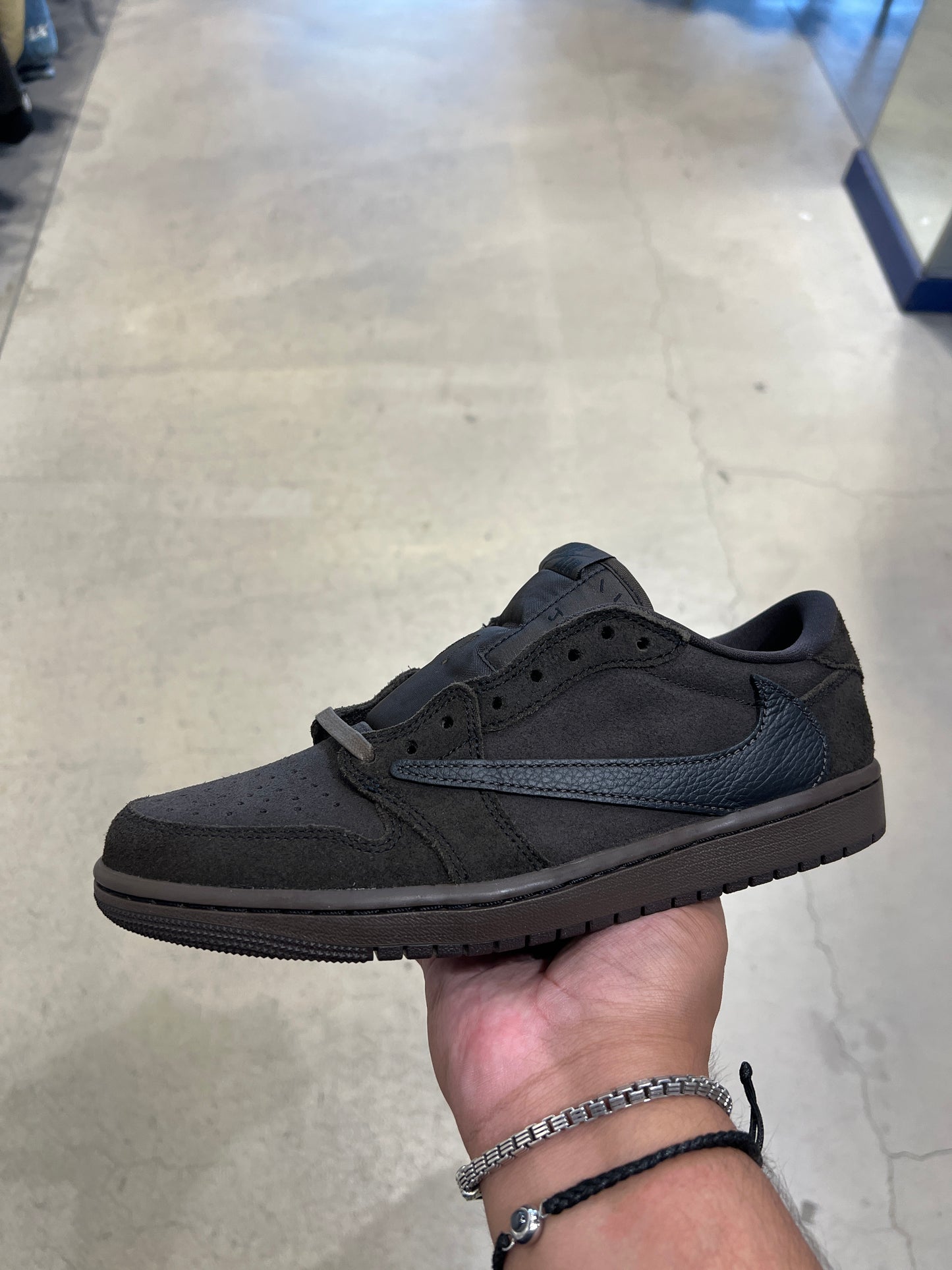 J1 Travis Scott Velvet Brown (Size 8)