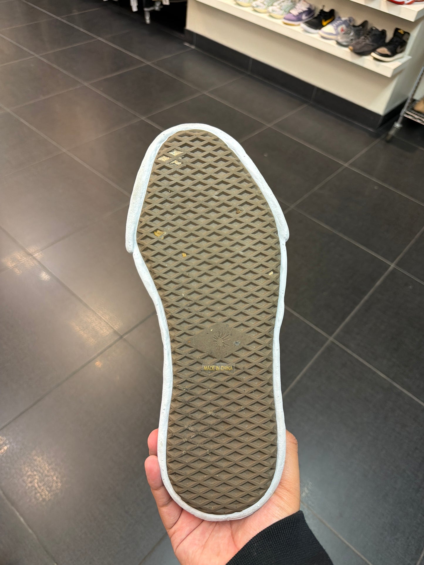 Maison Mihara White Peterson 23 (Size 10)