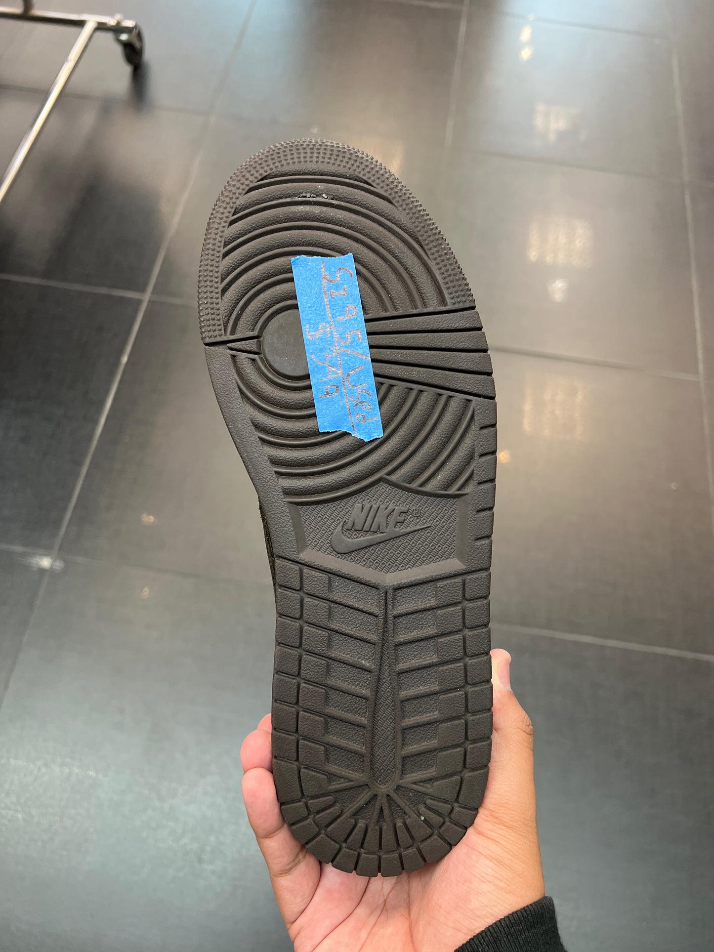 J1 Travis Scott Velvet (Size 9.5)