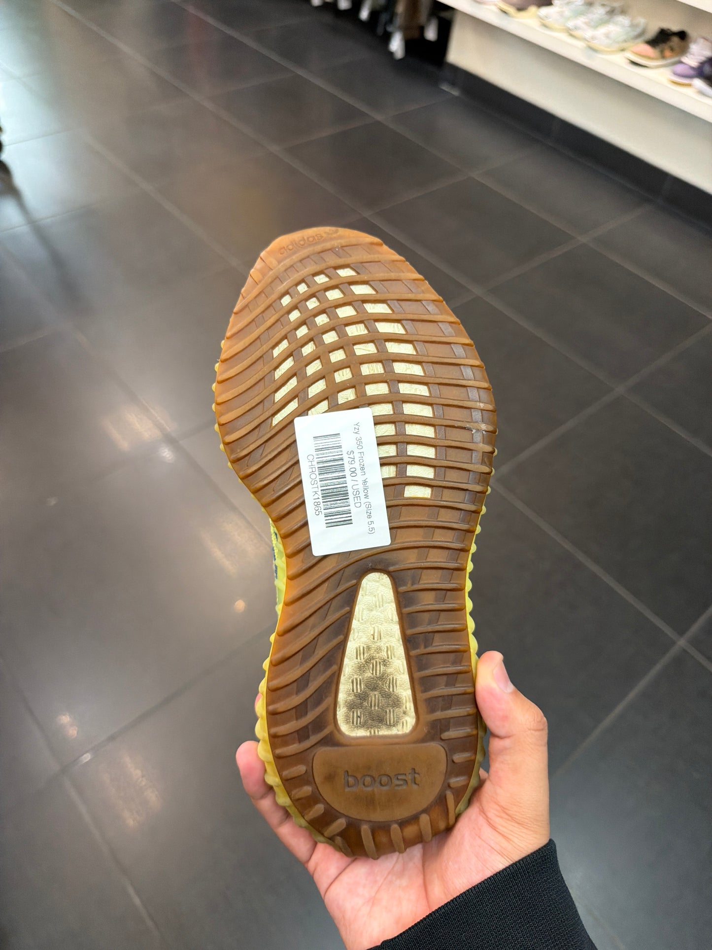 Yzy 350 Frozen Yellow (Size 5.5)