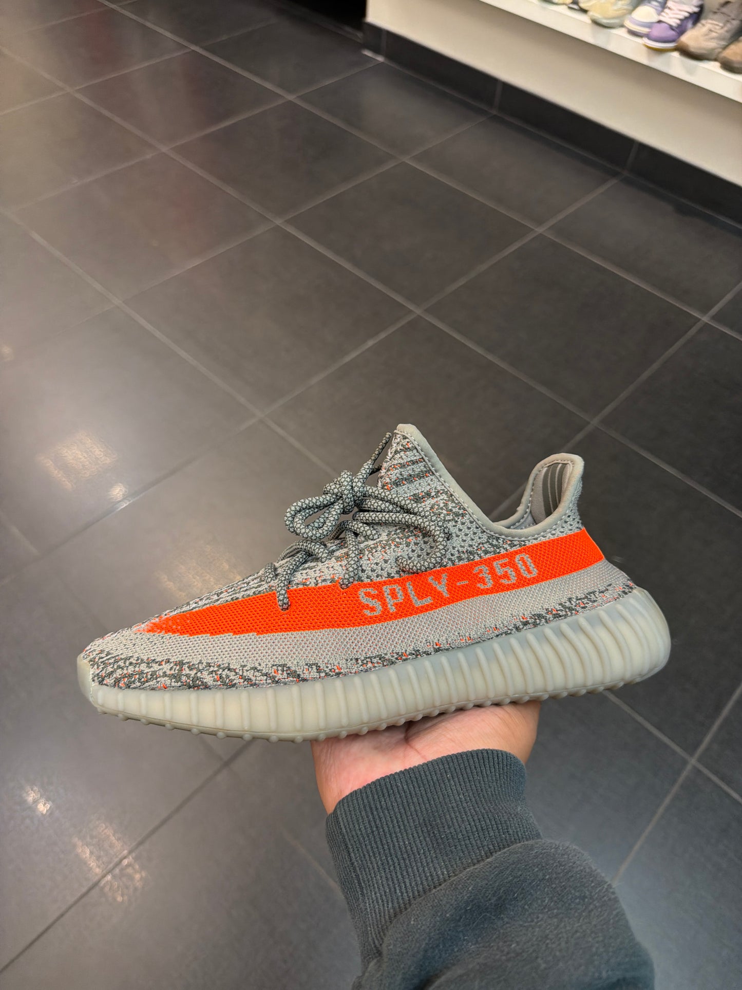 Yzy 350 Beluga (Size 9)