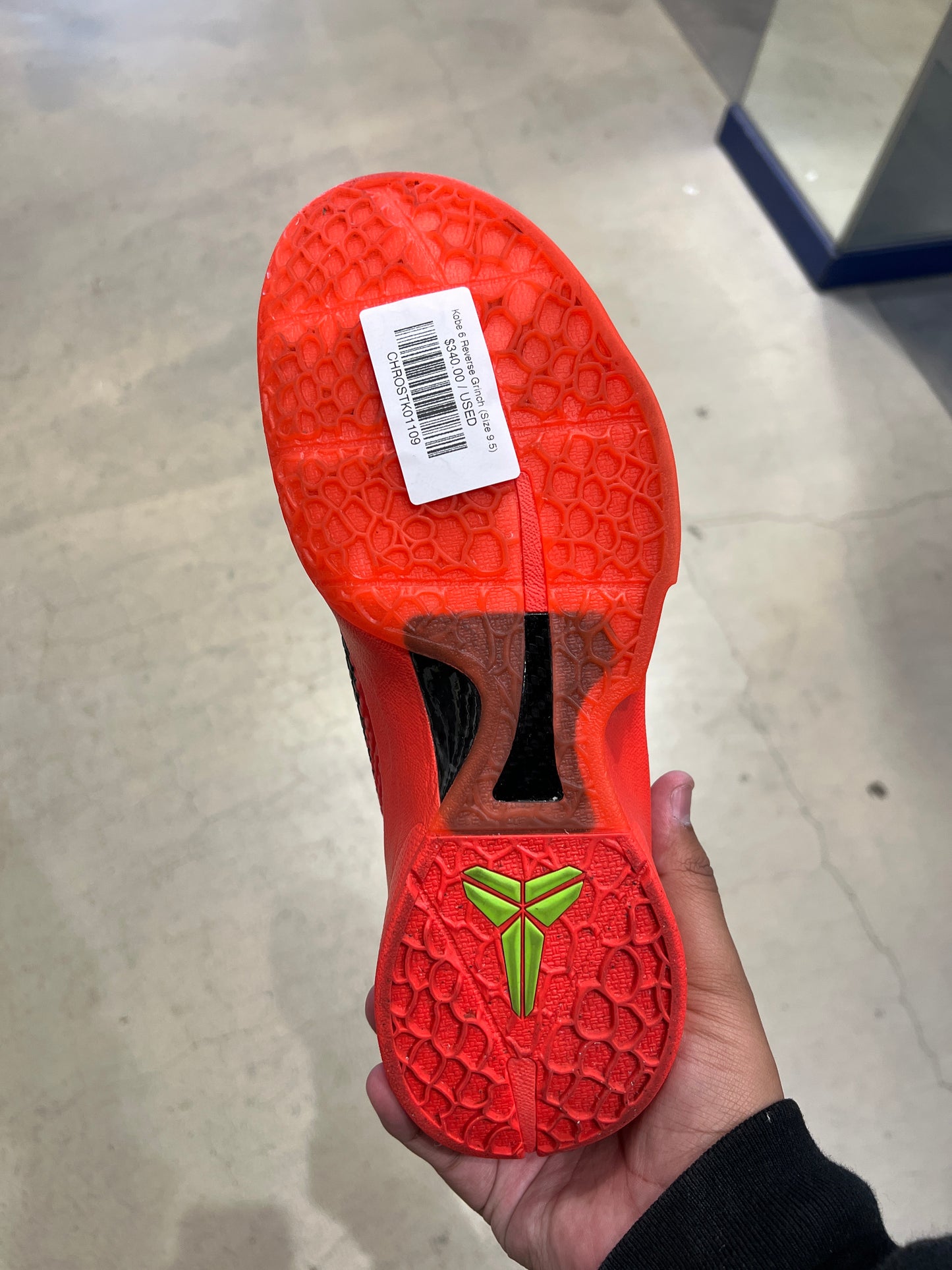 Kobe 6 Reverse Grinch (Size 9.5)