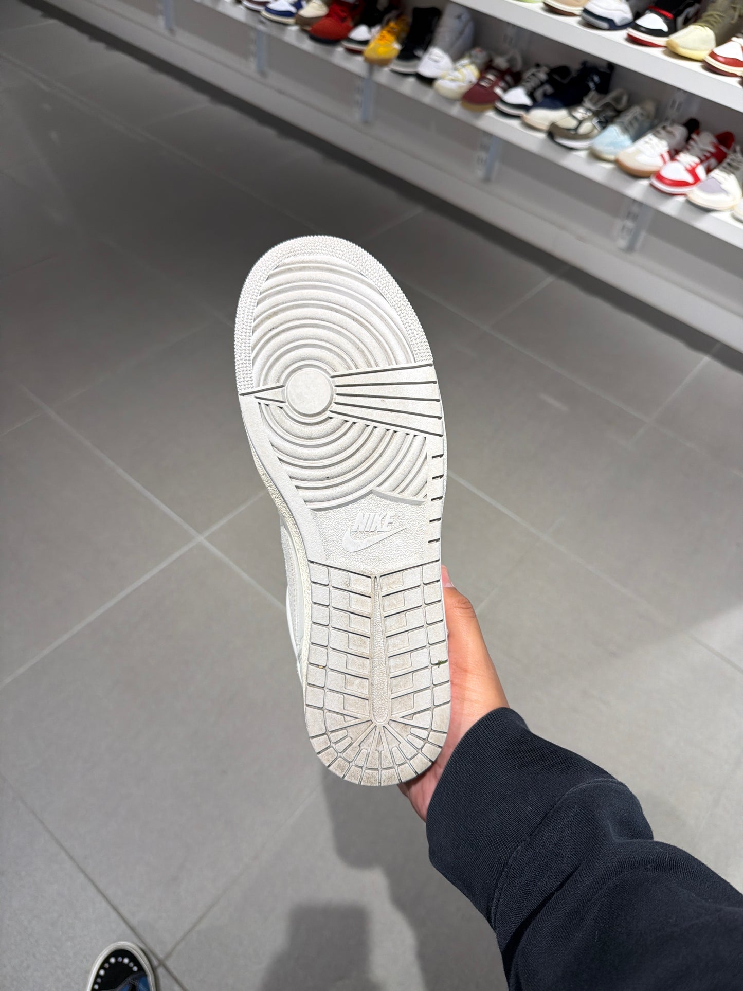 J1 Low 85 Neutral Grey (Size 11)