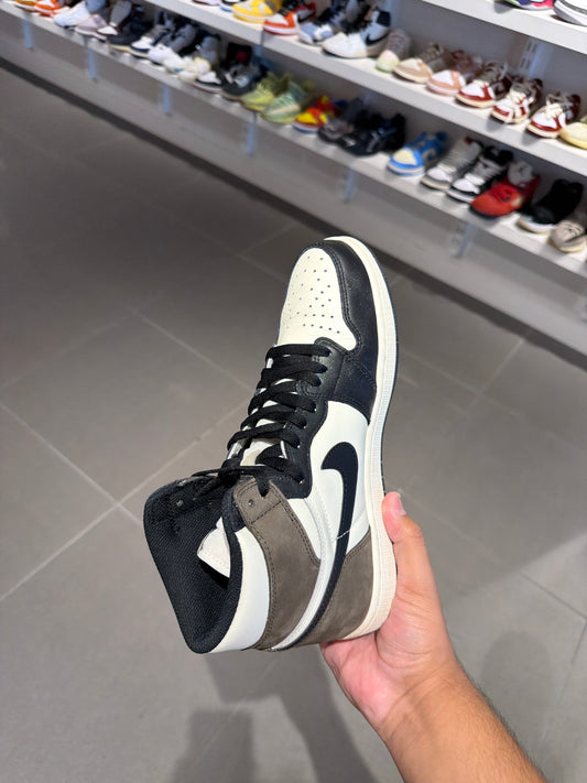 J1 Mocha (Size 9)