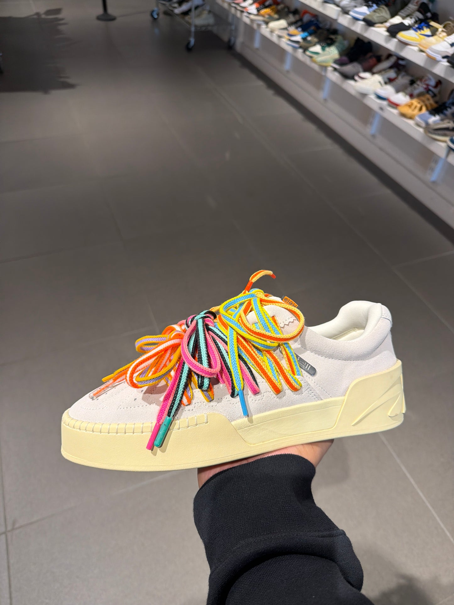 Anta Kai Hela White (Size 11.5)