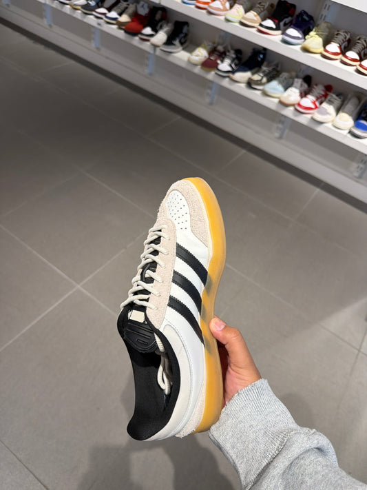 Bad Bunny Gazelle Indoor White (Size 11)