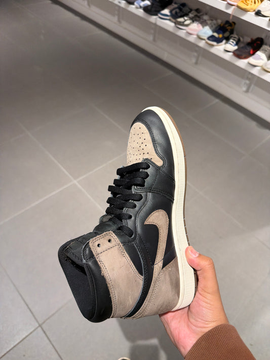 J1 Palomino (Size 9)