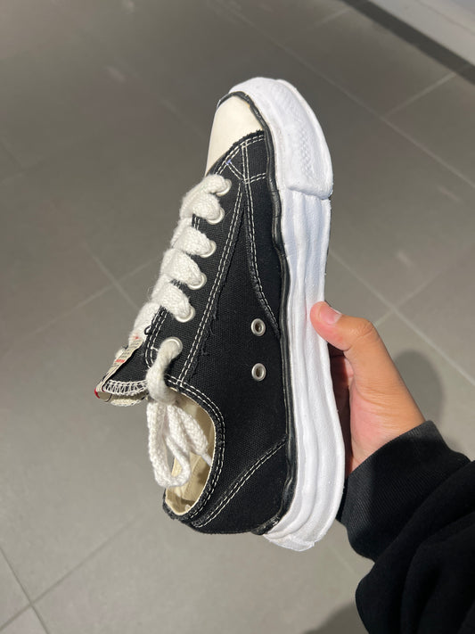 Maison Mihara OG (Size 9)