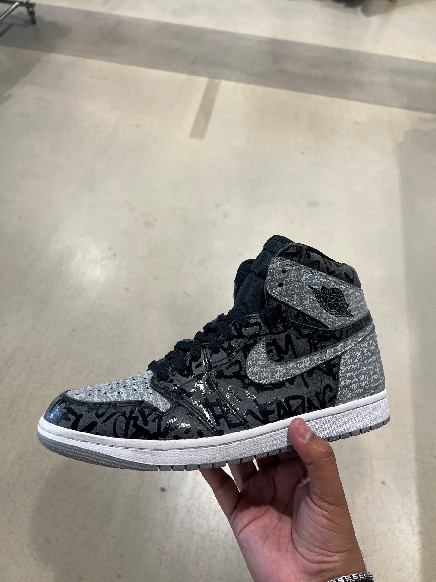 J1 Rebellionare (Size 11.5)
