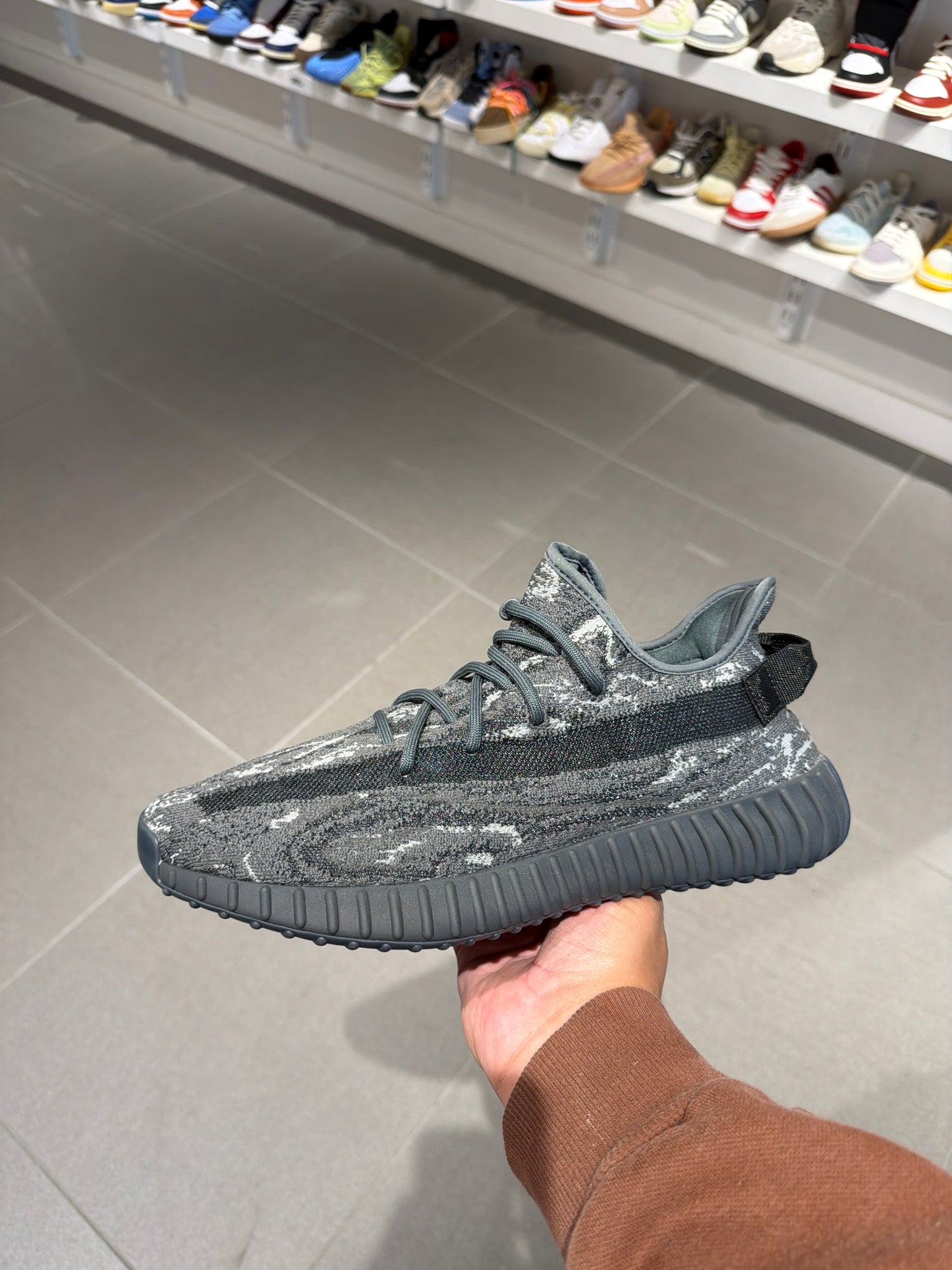 Yzy 350 MX Dark Salt (Size 12)