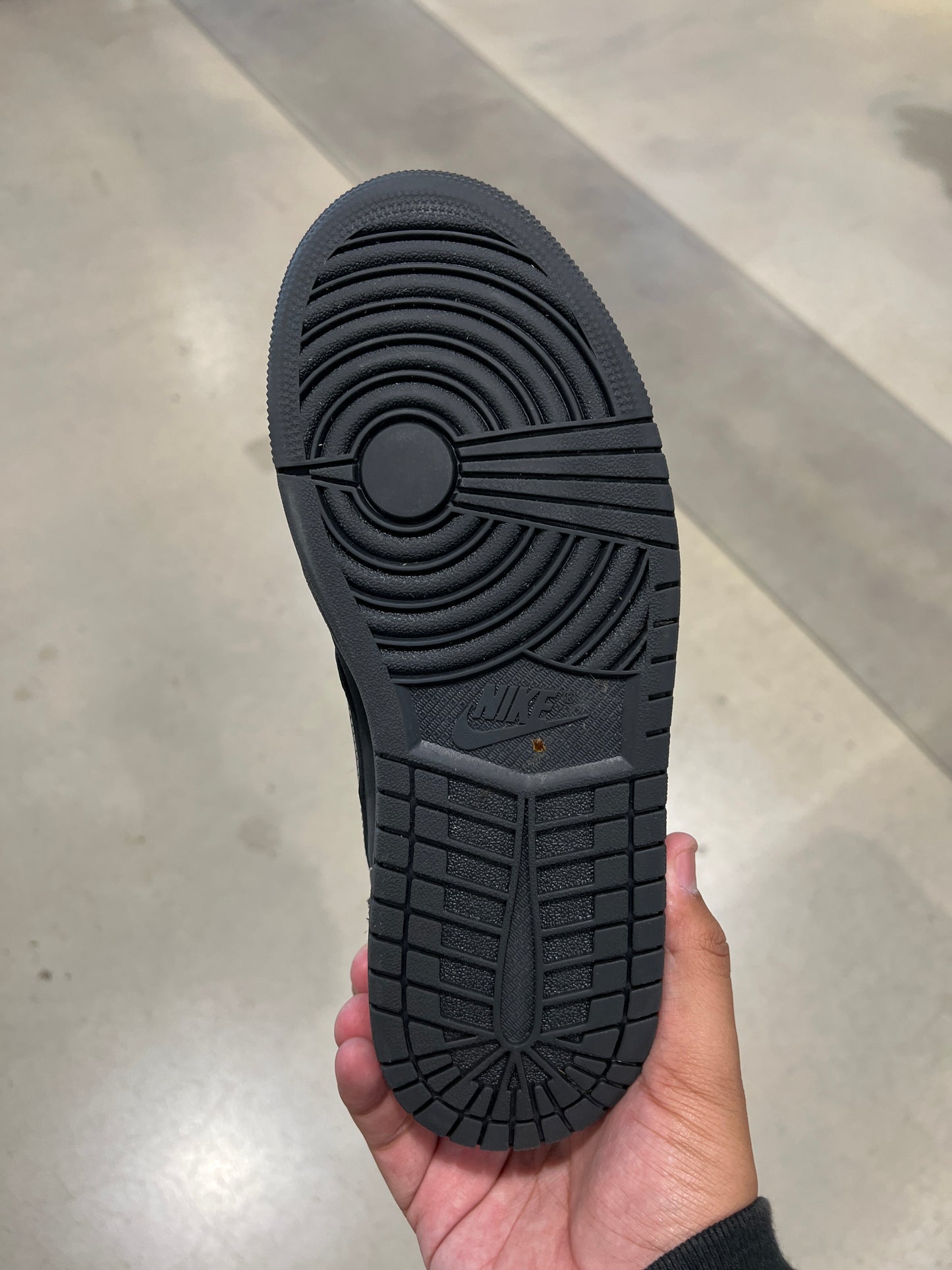 J1 Travis Scott Phantom (Size 6.5M)