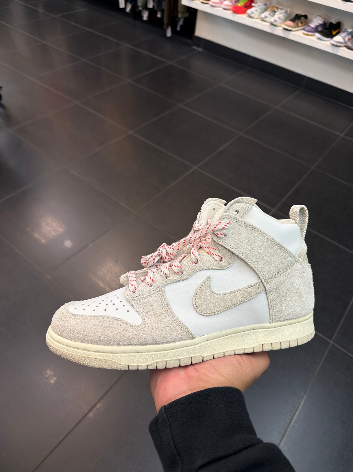 Notre Dunk High (Size 9.5)