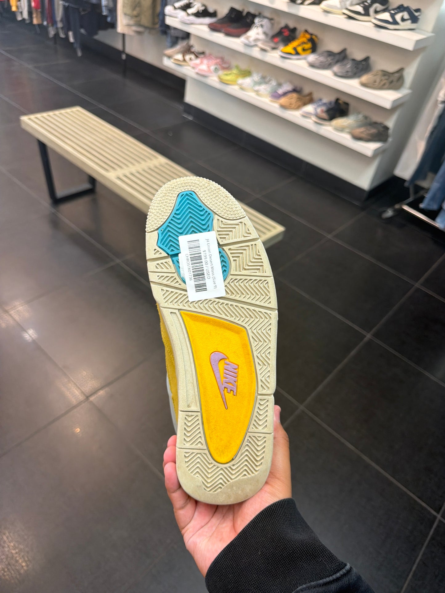 J4 Union Desert Moss (Size 9)