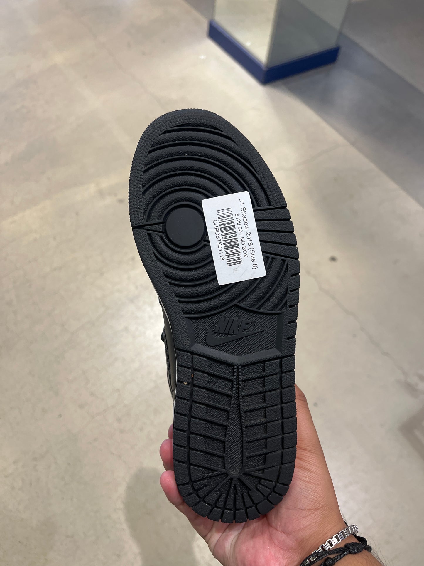 J1 Shadow 2018 (Size 8)