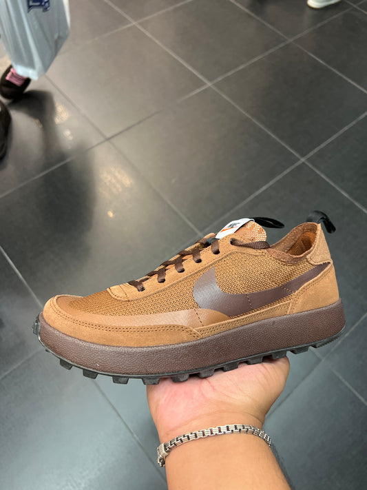 Tom Sachs Brown (Size 7.5M)