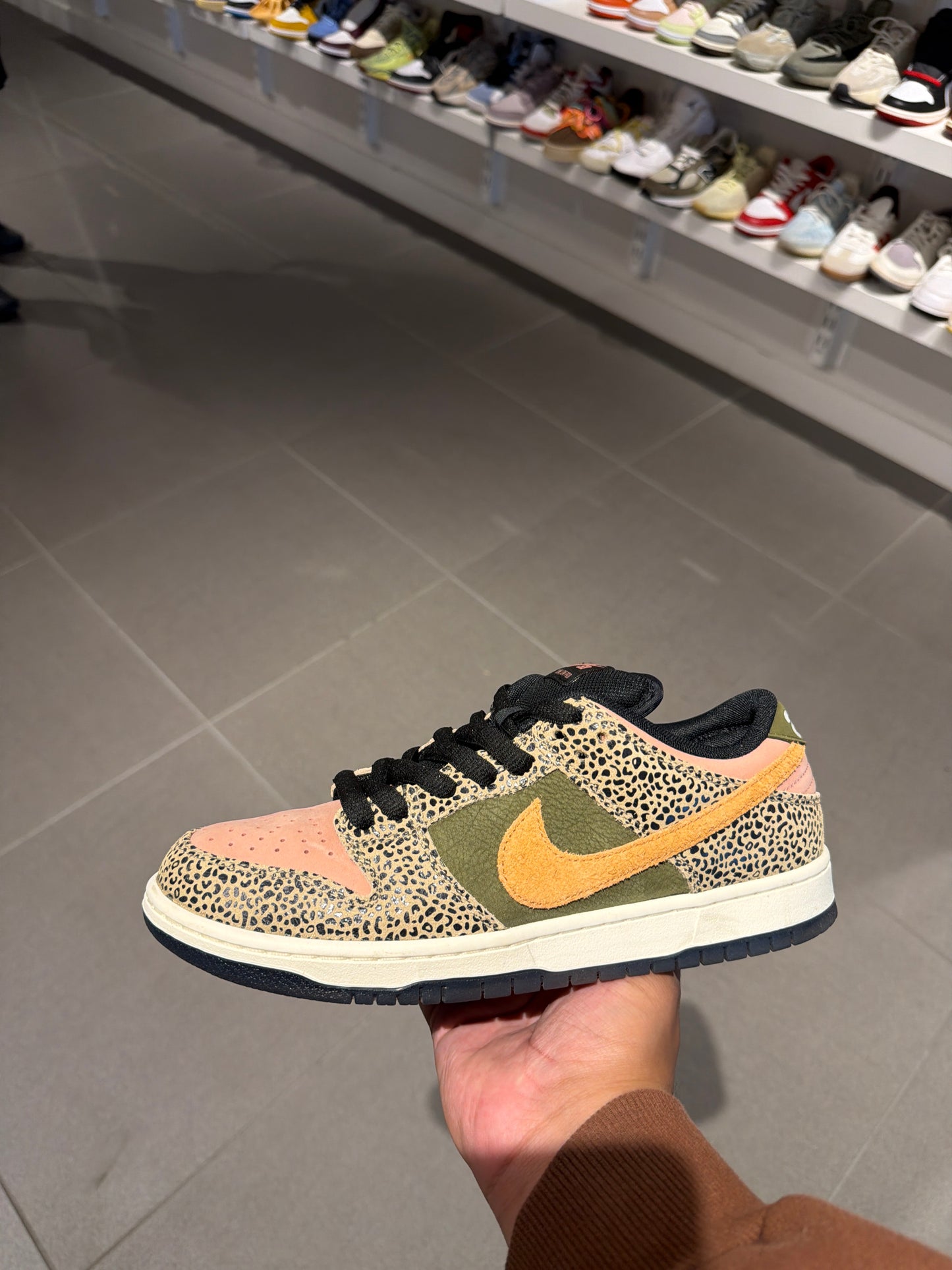 arts-rec SB Dunk (Size 9)