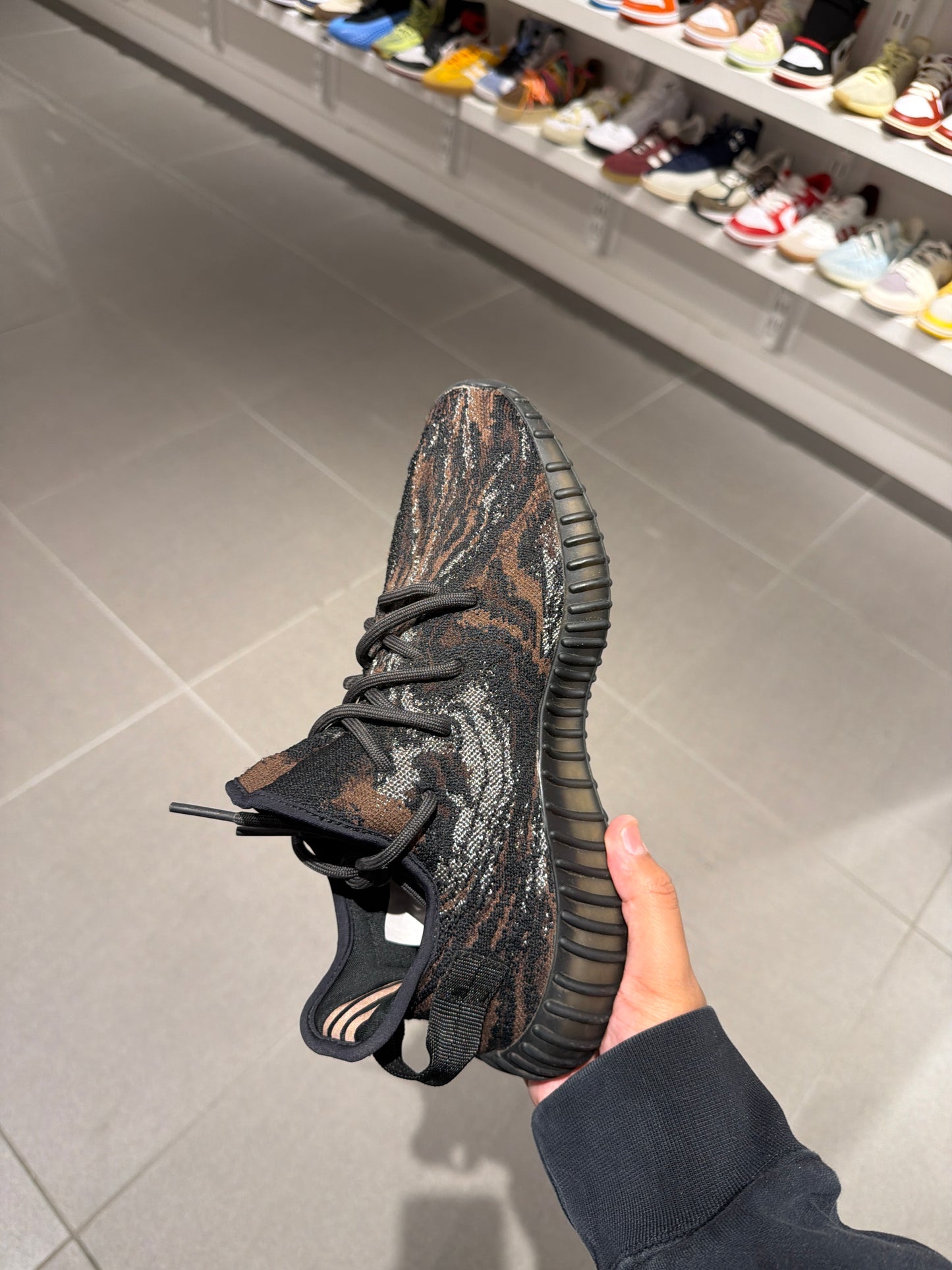 Yzy 350 MX Rock (Size 8.5)