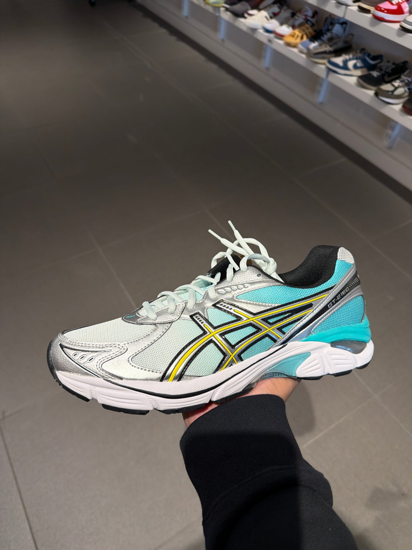 Asics 21-60 Teal Gold (Size 12)