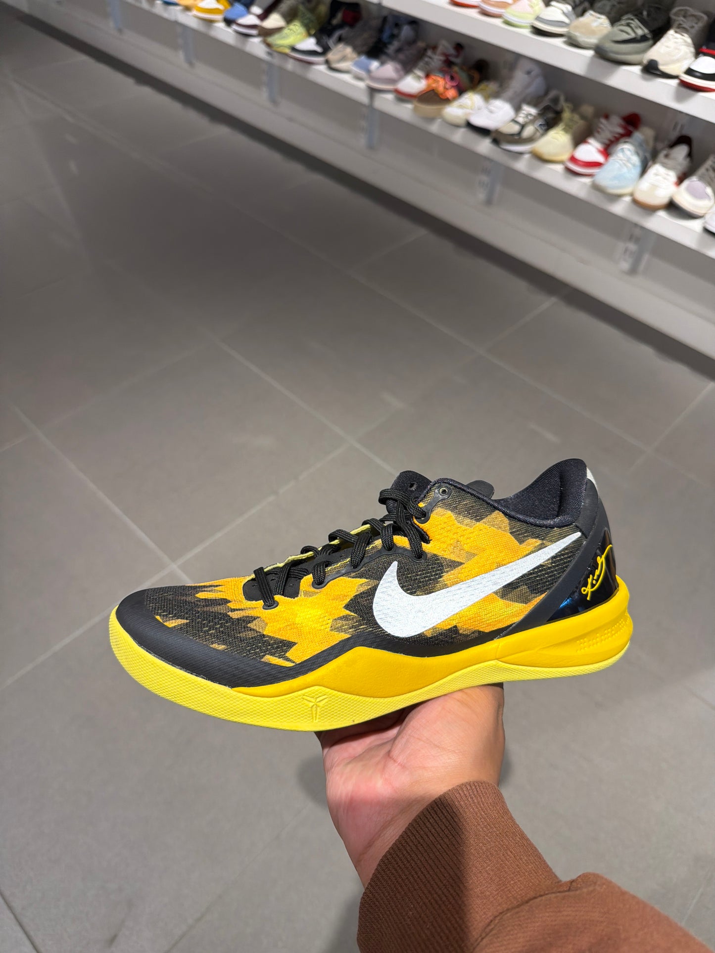Kobe 8 Sulfur Electric Yellow (Size 8.5)