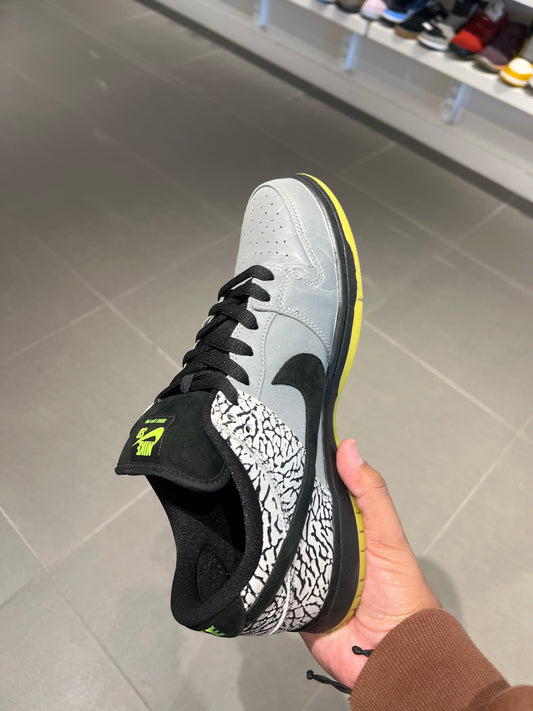 DJ Clark Kent SB (Size 10)