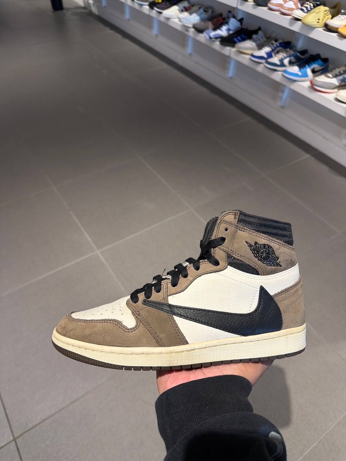 J1 Travis Scott Mocha (Size 8.5)