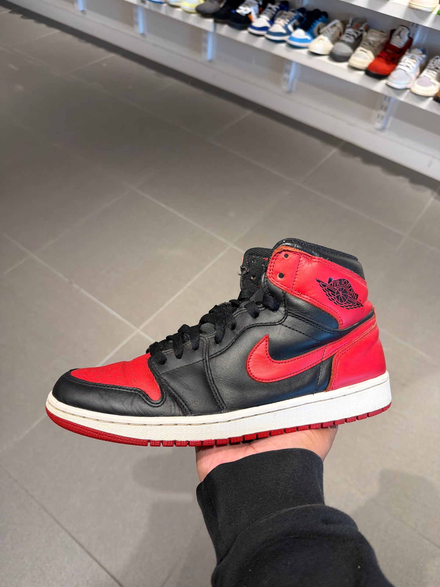 J1 Bred 2013 (Size 10.5)
