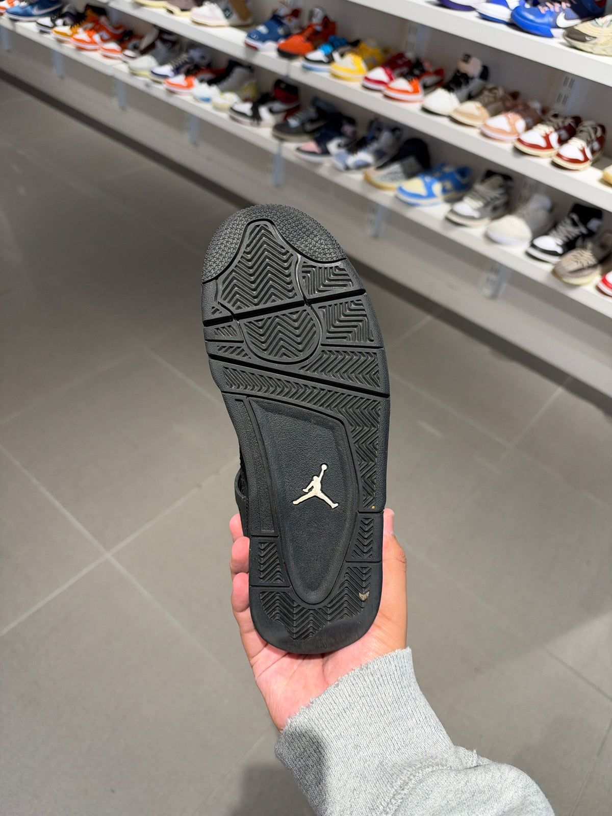 J4 Black Cat 2020 (Size 6.5Y)
