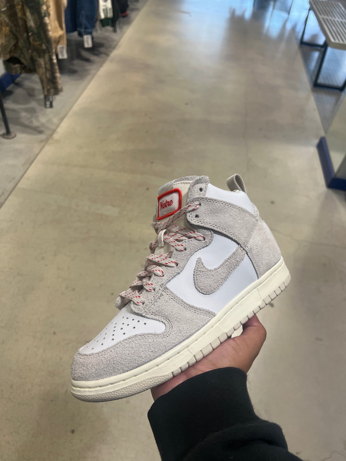Notre Dunk Hi (Size 8)