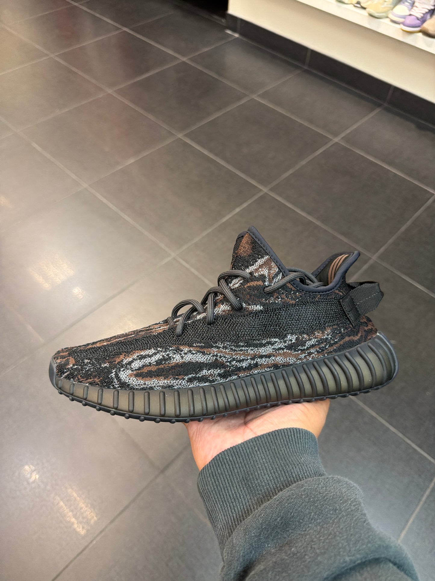 Yzy 350 MX Rock (Size 9)