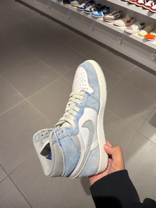 J1 Hyper Royal (Size 8)