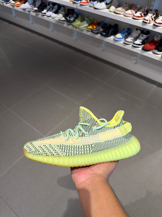 Yzy 350 Yeezreel (Size 9)