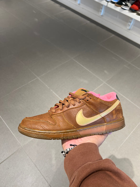 Gibson Guitar SB Dunk (Size 10)