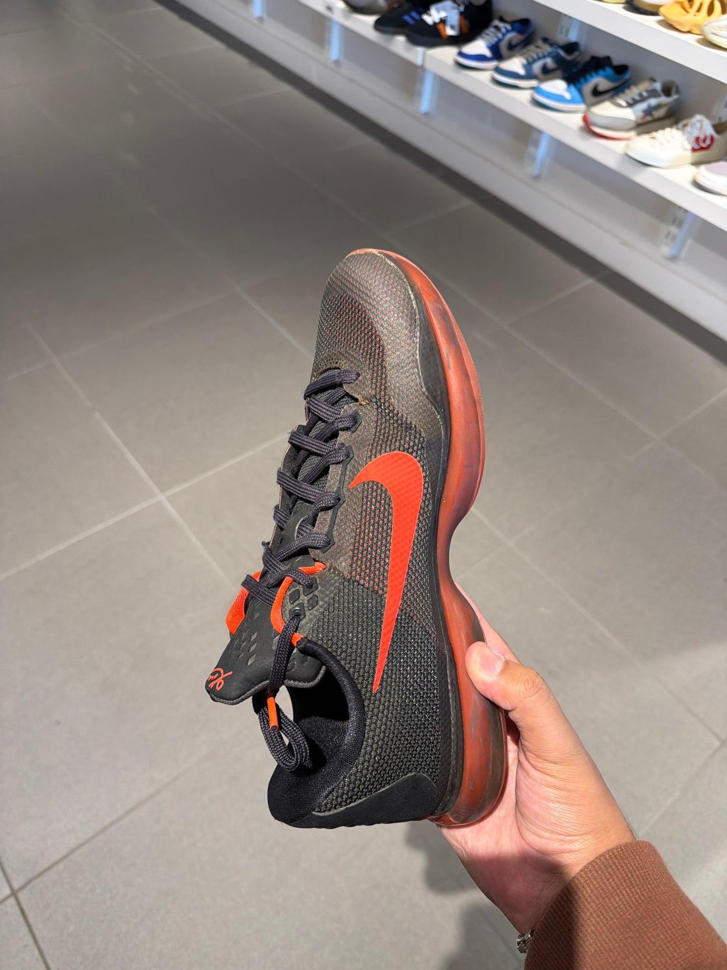 Kobe 10 Bright Crimson (Size 10)