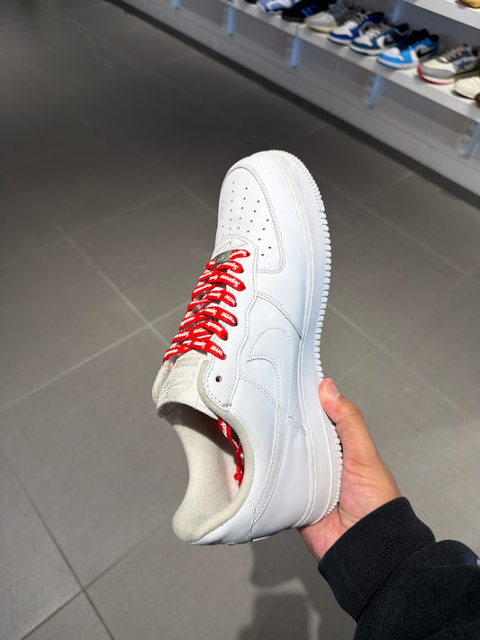White Supreme AF1 (Size 10)