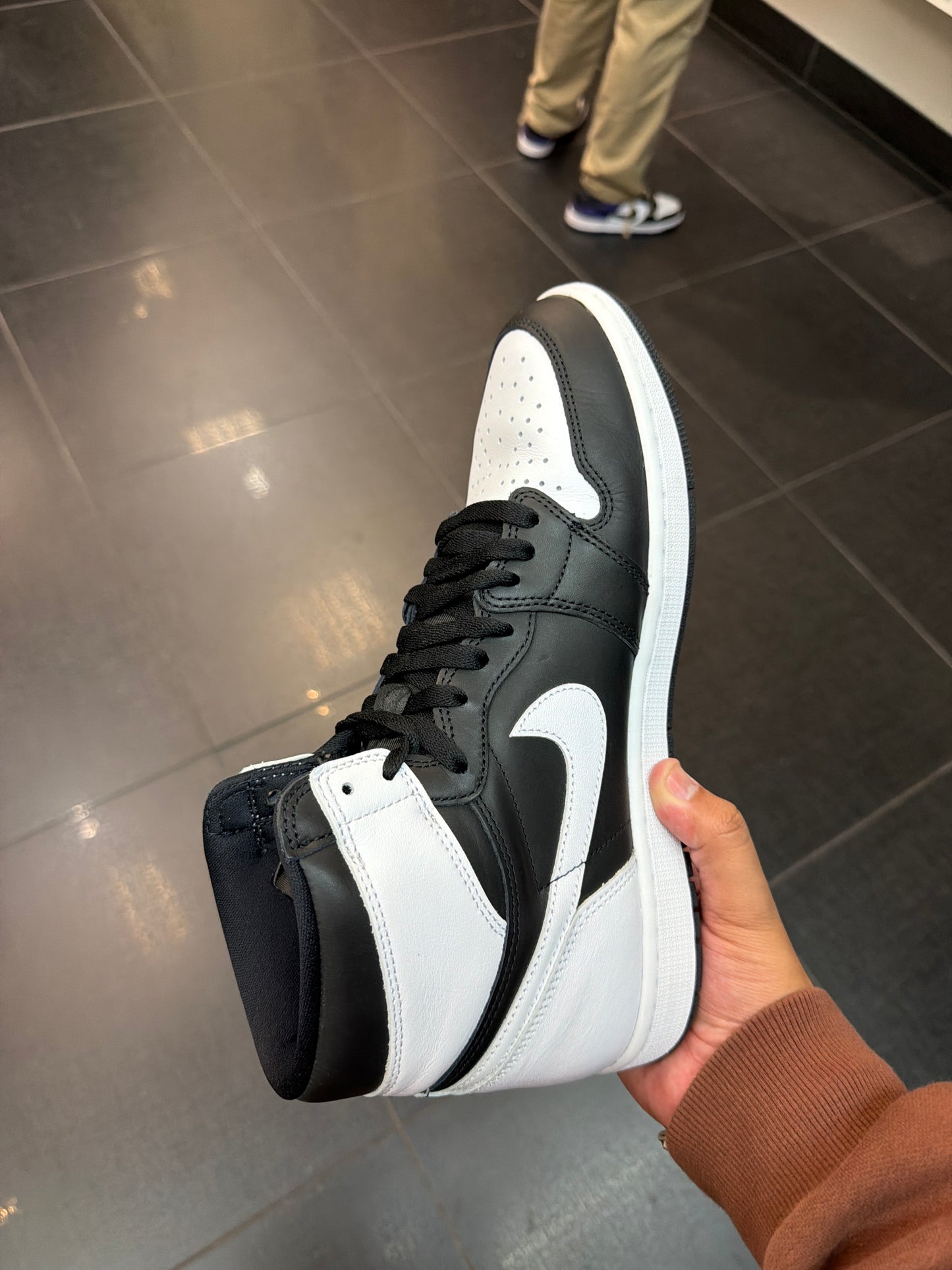 J1 Black White (Size 11.5)