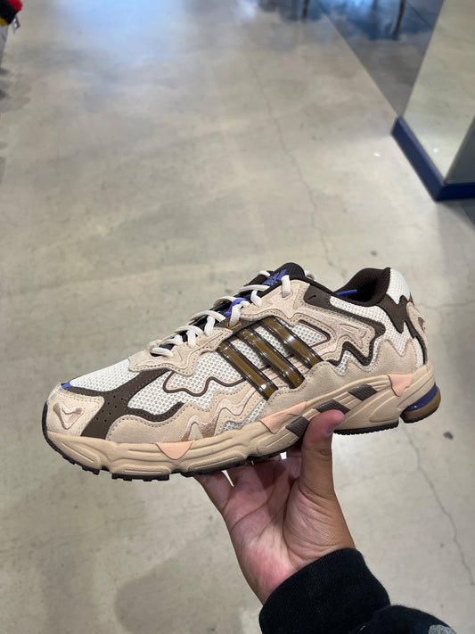 Bad Bunny Response Fino (Size 11)