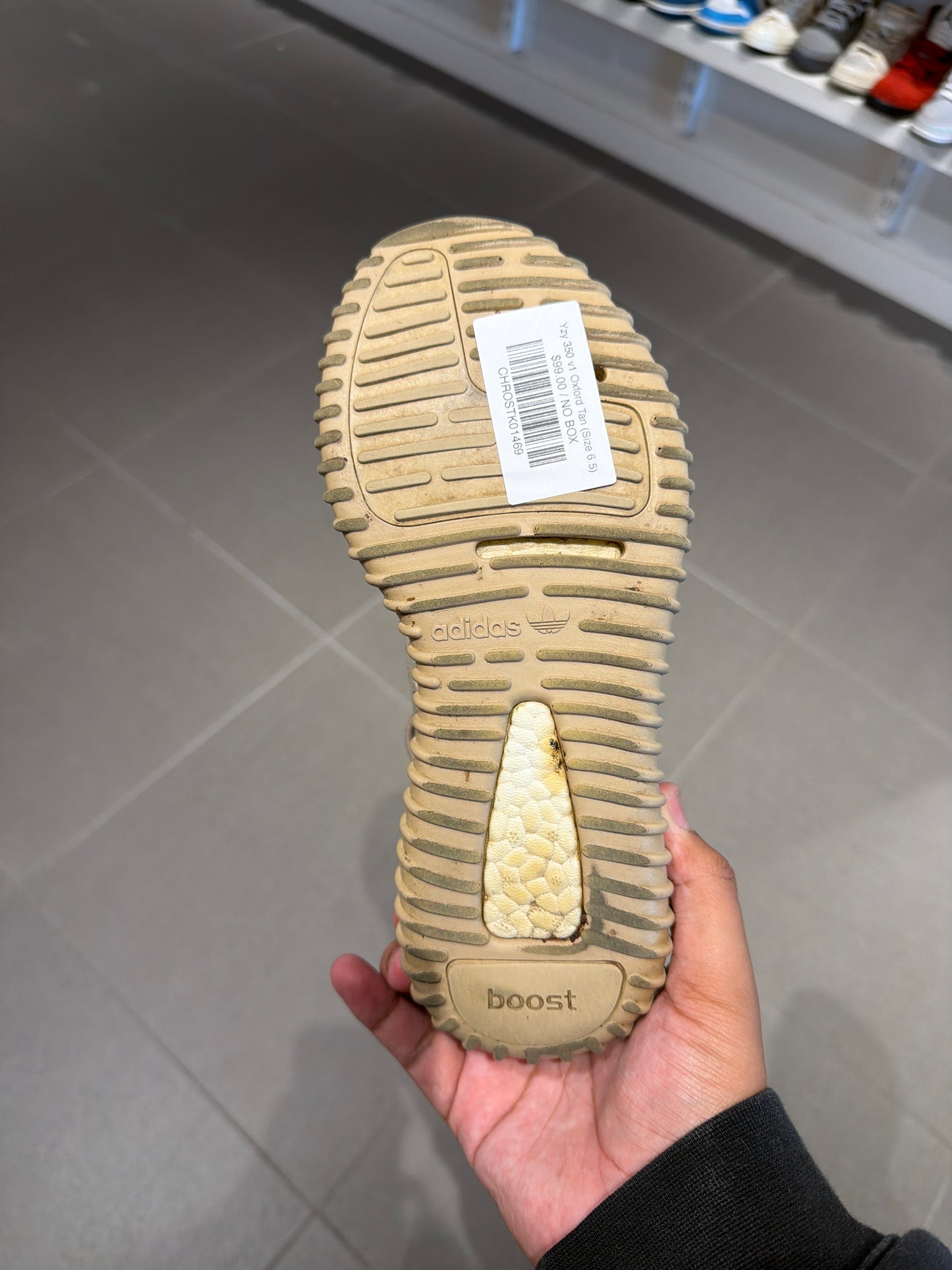 Yzy 350 v1 Oxford Tan (Size 6.5)