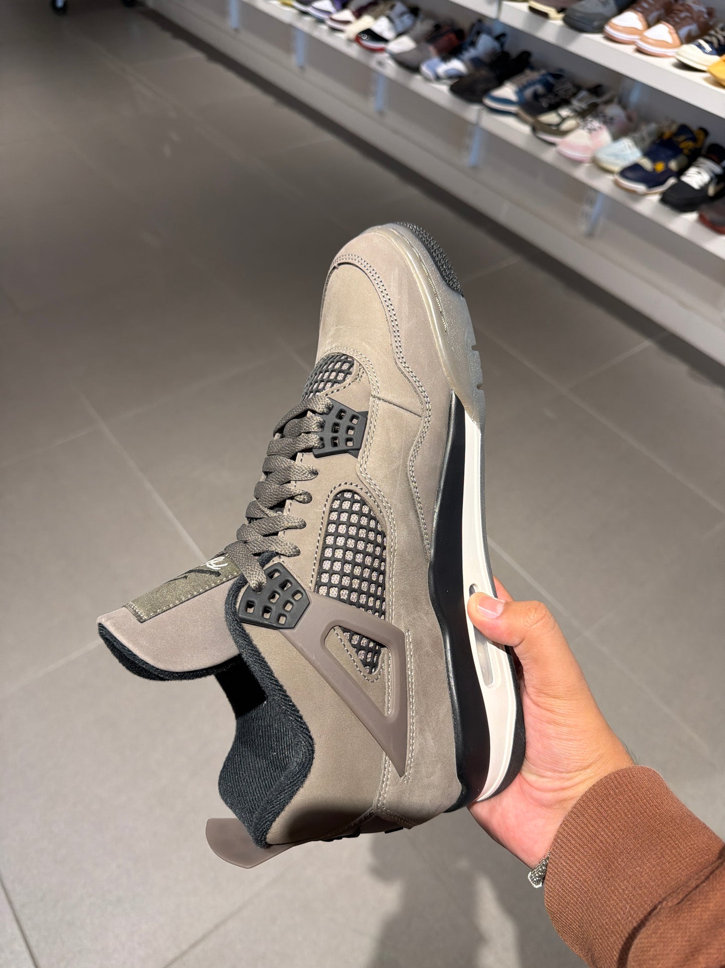 J4 Cave Stone (Size 10.5)