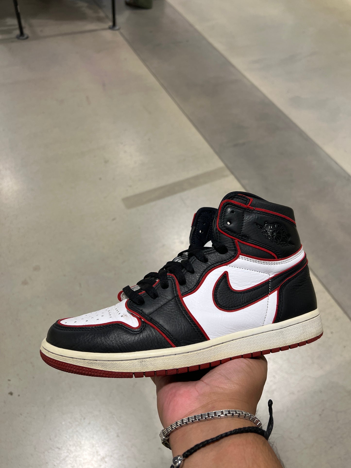 J1 Bloodline (Size 10)