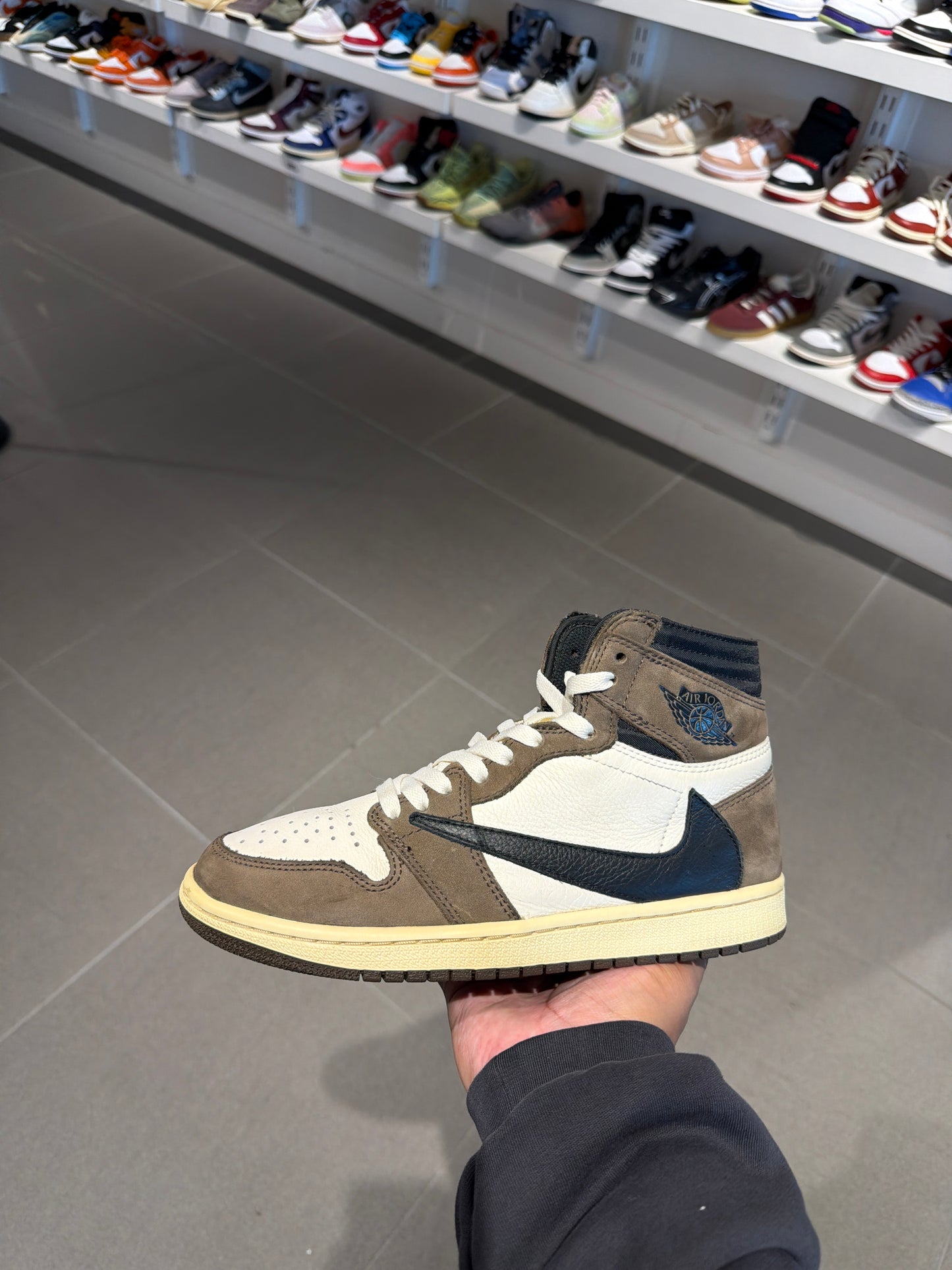 J1 Travis Scott Mocha (Size 7.5)