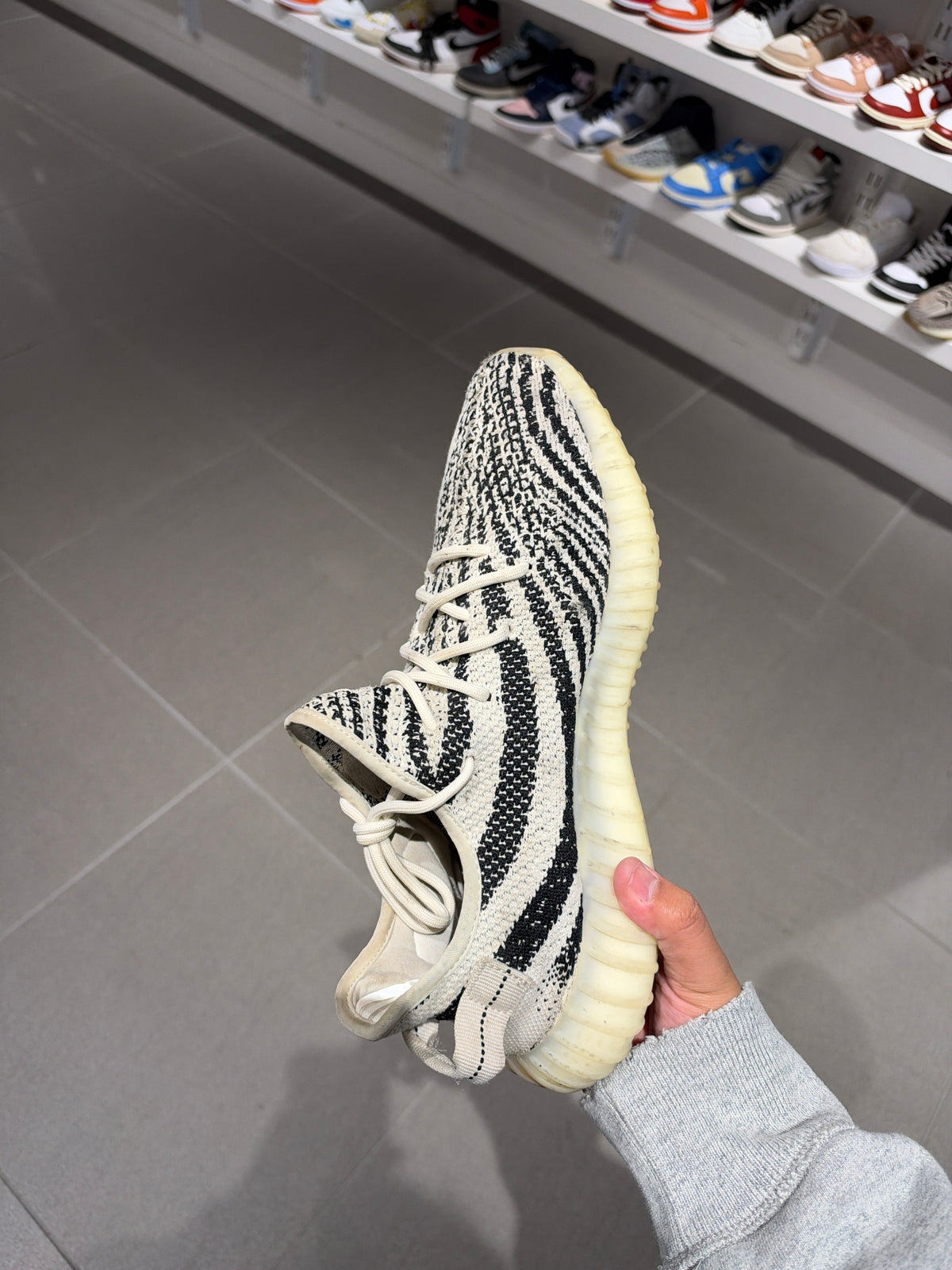 Yzy 350 Zebra (Size 12)