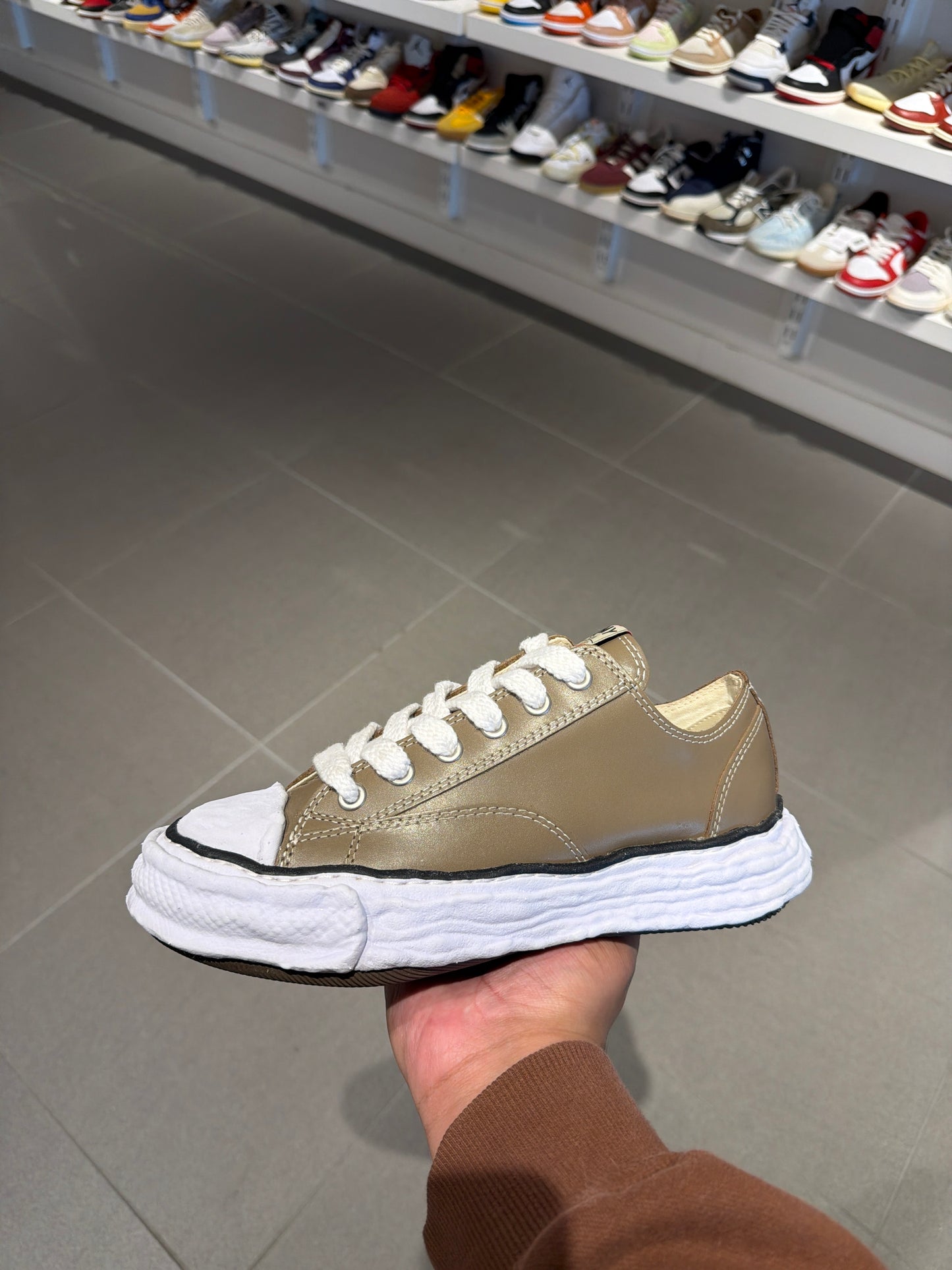 Maison Mihara Peterson 23 Brown (Size 8)